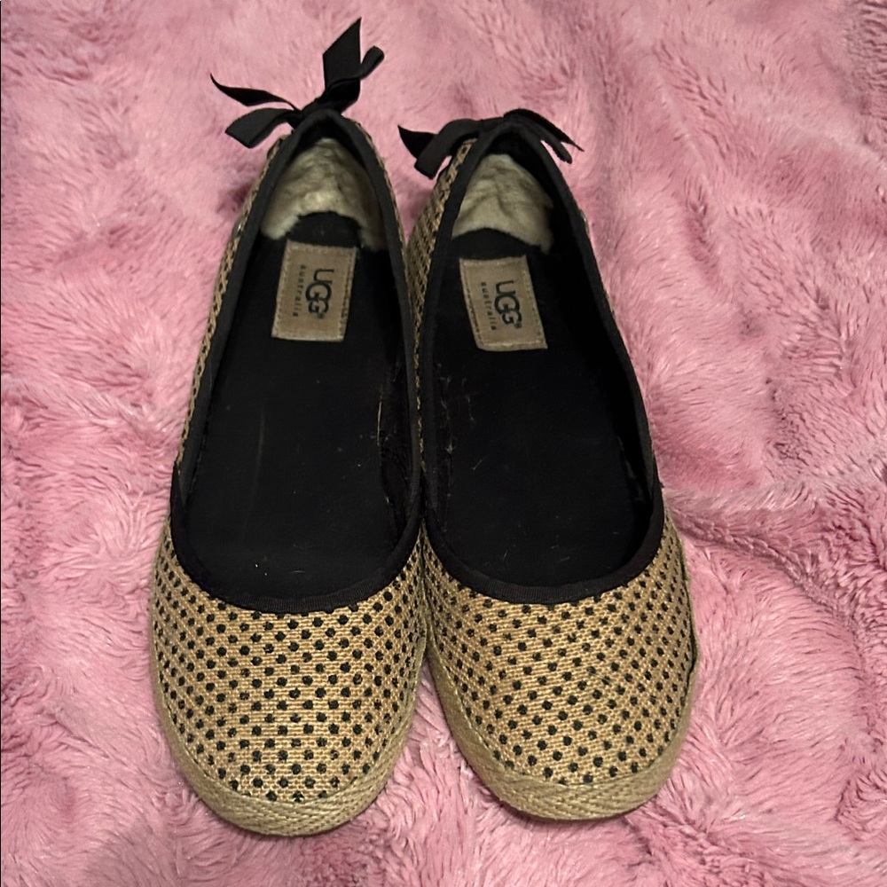 UGG Black and Tan Woven Ballet Flats Women’s 8.5